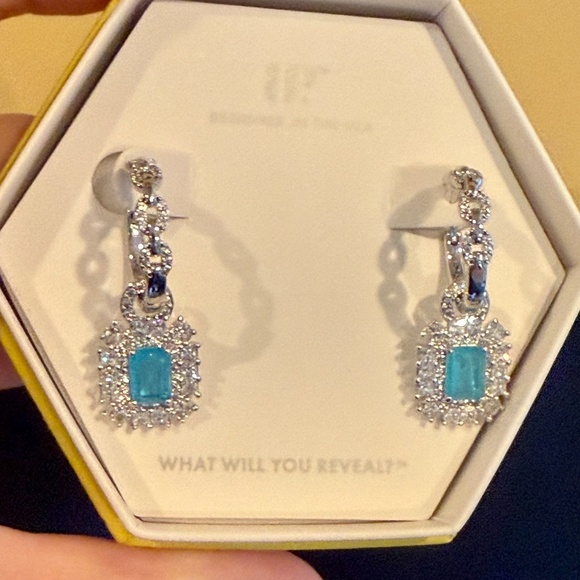 Bomb Party Original Earrings - Picture 2 of 4